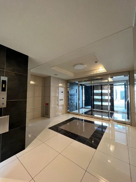 GRAN DUKE栄elimaのロビー