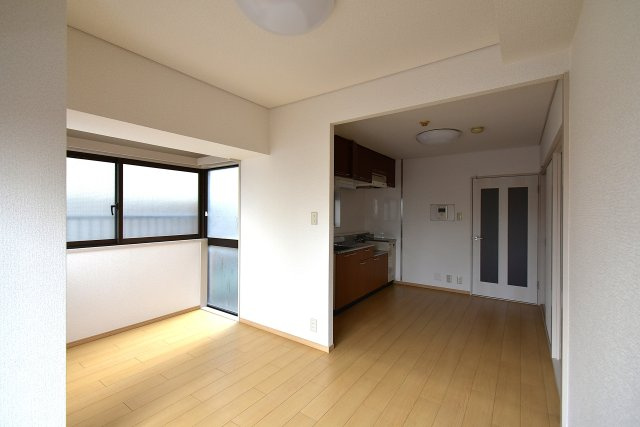 ライオンズマンション荒町の居間・リビング