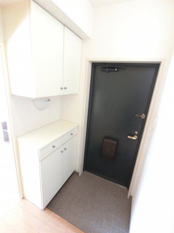 【玄関】
