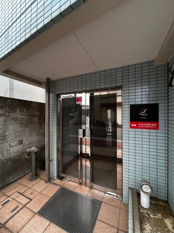 【エントランス】