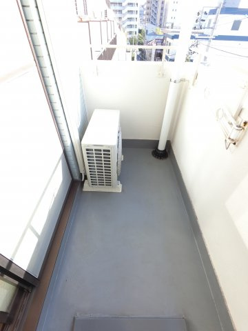 【バルコニー】