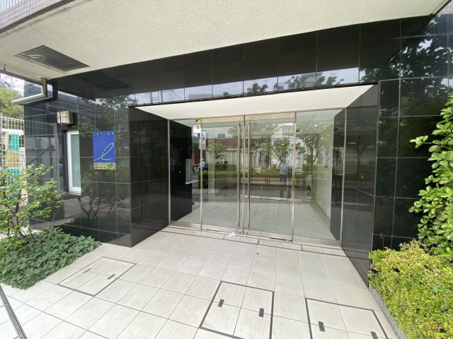 ラ・エテルノ東雪谷のエントランス|建物の内部です