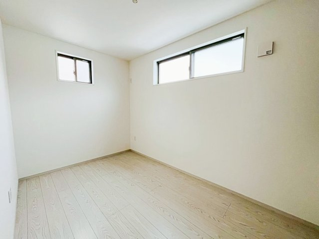 羽束師鴨川町１３号地