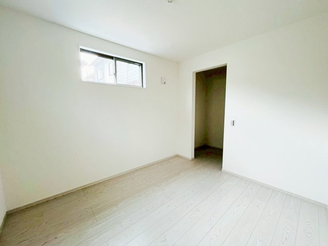 羽束師鴨川町１３号地