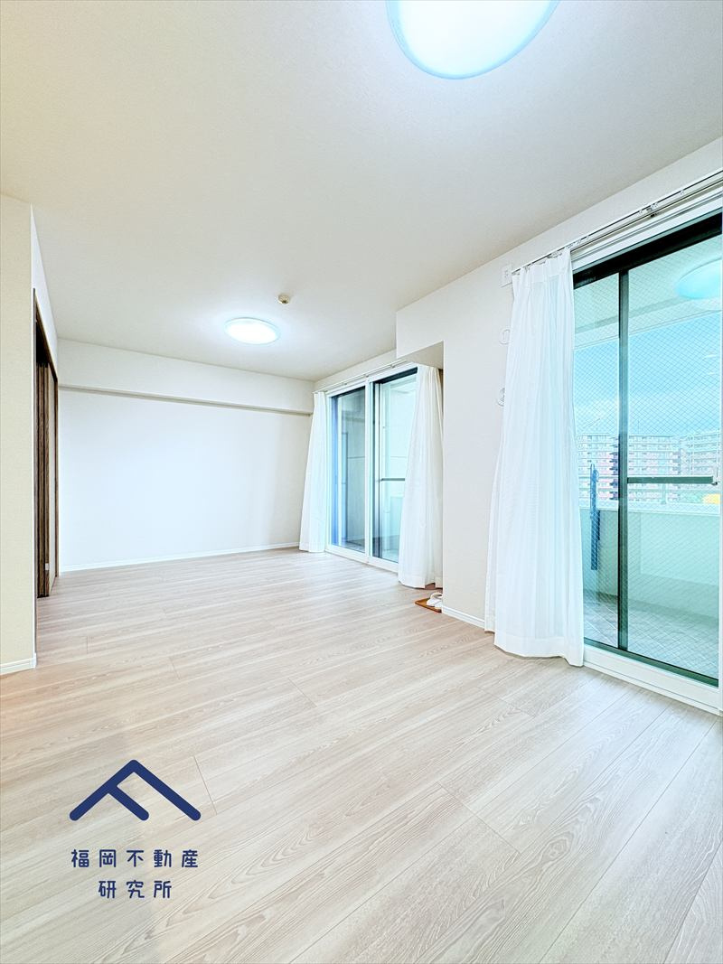 アーサー箱崎公園パークビューの居間・リビング