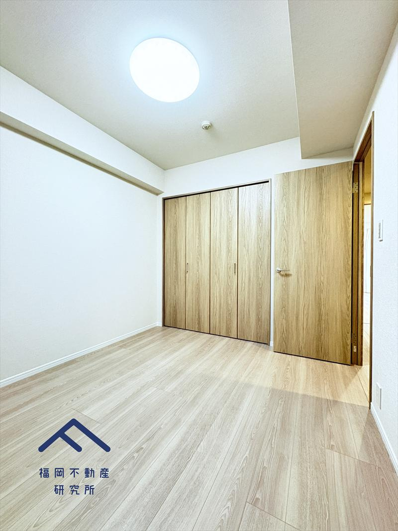 アーサー箱崎公園パークビューの洋室