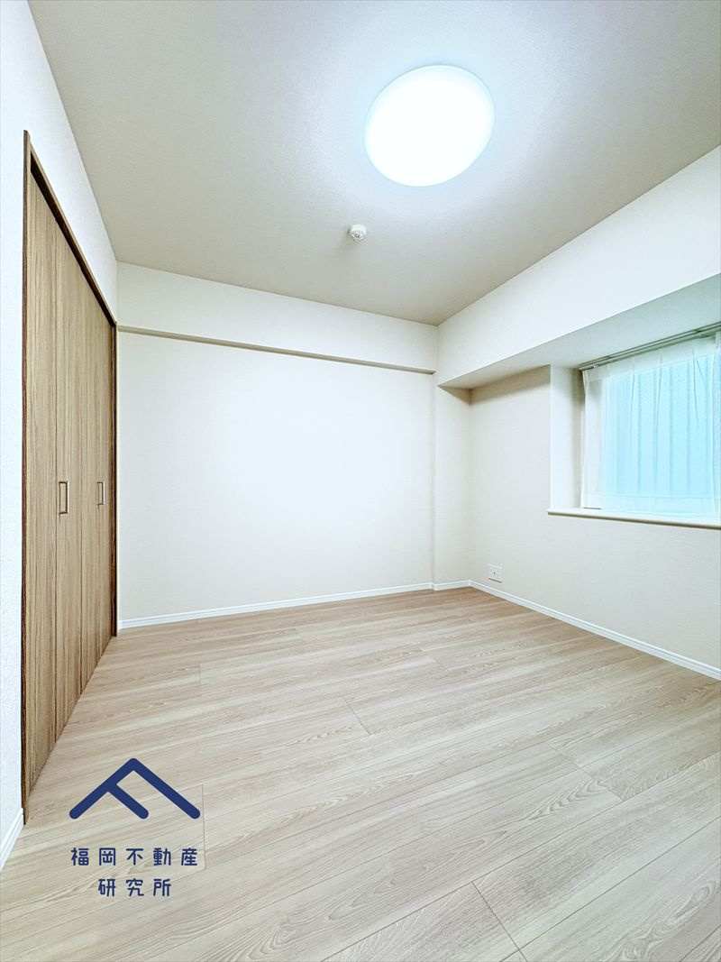 アーサー箱崎公園パークビューの洋室