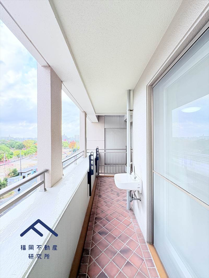 アーサー箱崎公園パークビューのバルコニー