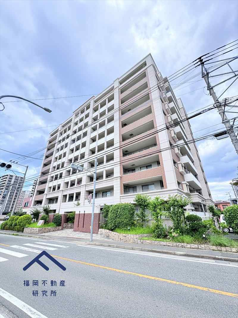 アーサー箱崎公園パークビューの外観