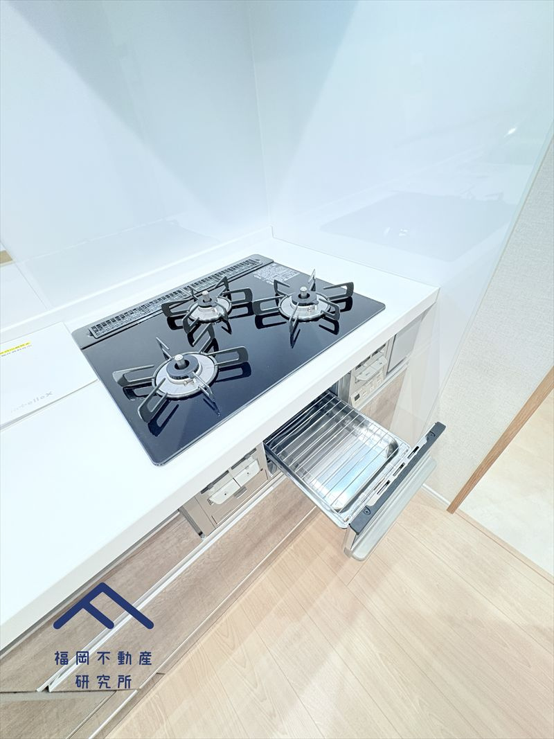 アーサー箱崎公園パークビューのキッチン