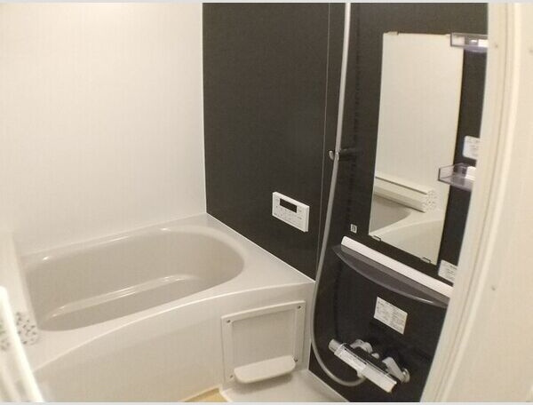 GRAND　D-ROOM呼続の浴室|落ち着いた空間のお風呂です