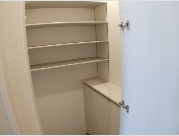 GRAND　D-ROOM呼続の玄関|きれいな玄関です