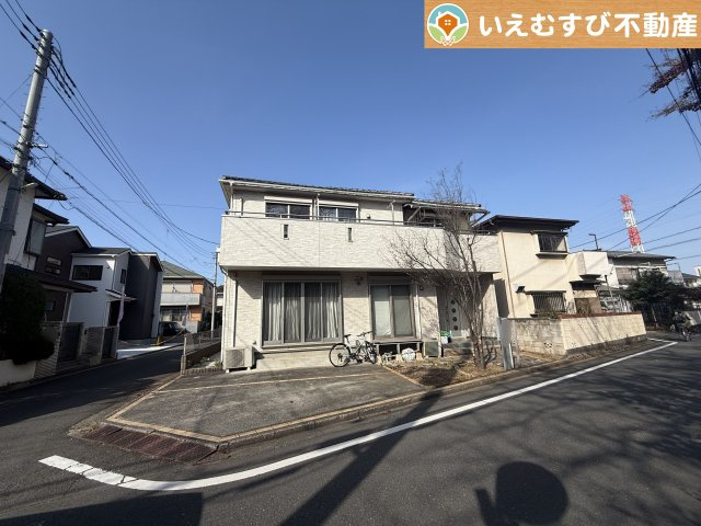 ふじみ野市亀久保　中古戸建の前面道路含む現地写真