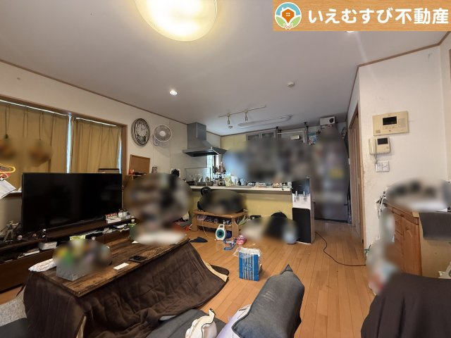 ふじみ野市亀久保　中古戸建の居間・リビング