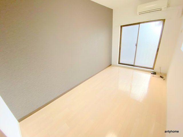 CASA MT 東三国　仲介手数料無料の居間・リビング