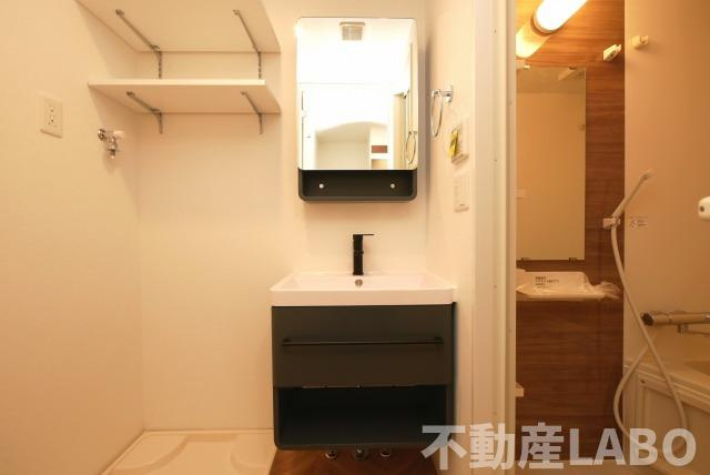 セレニテ難波ミラク参番館の洗面所