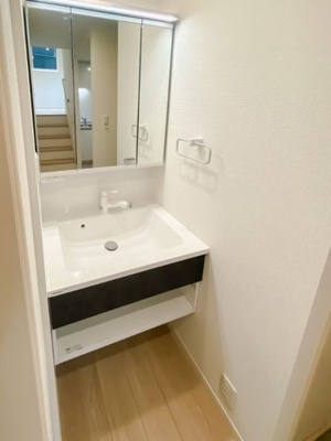 【独立洗面台】 | トレポルテ