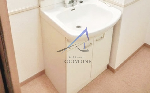 サンビレッジイリスの洗面所|洗面台です。