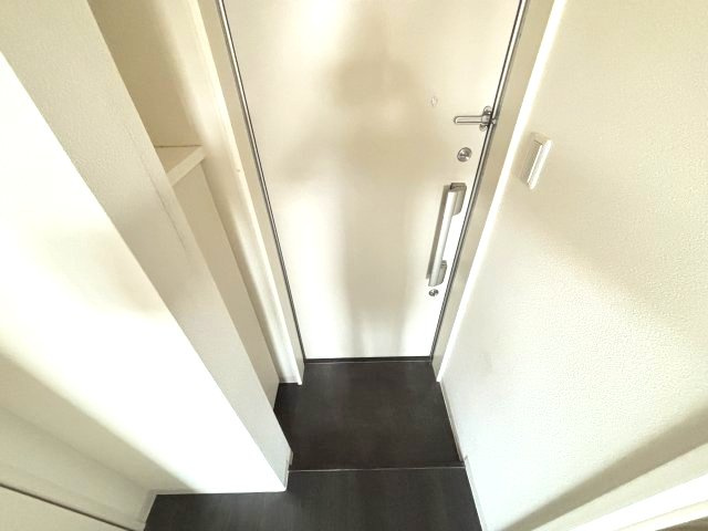 ステラウッド道明寺Ⅱの玄関