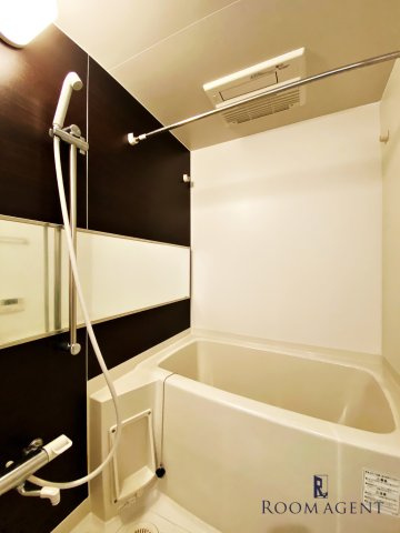 プレミアム浅間町の浴室