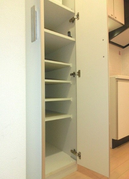 メインテラス上野の収納