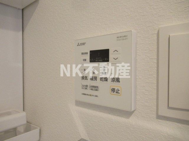 【浴室】 | S-RESIDENCE小阪azure（河内小阪賃貸） | 浴室乾燥機です