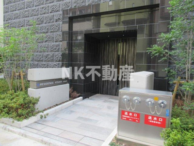 【エントランス】 | S-RESIDENCE小阪azure（河内小阪賃貸） | 清潔なエントランスです