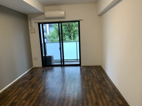 S-FORT名駅南五丁目の居間・リビング