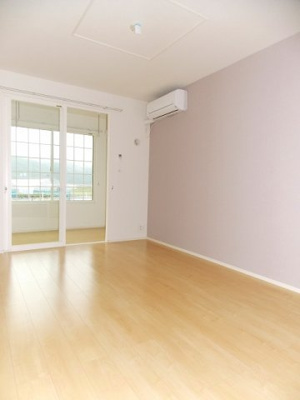 【居間・リビング】 | エステート | 中はこのようになっています