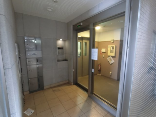 【エントランス】