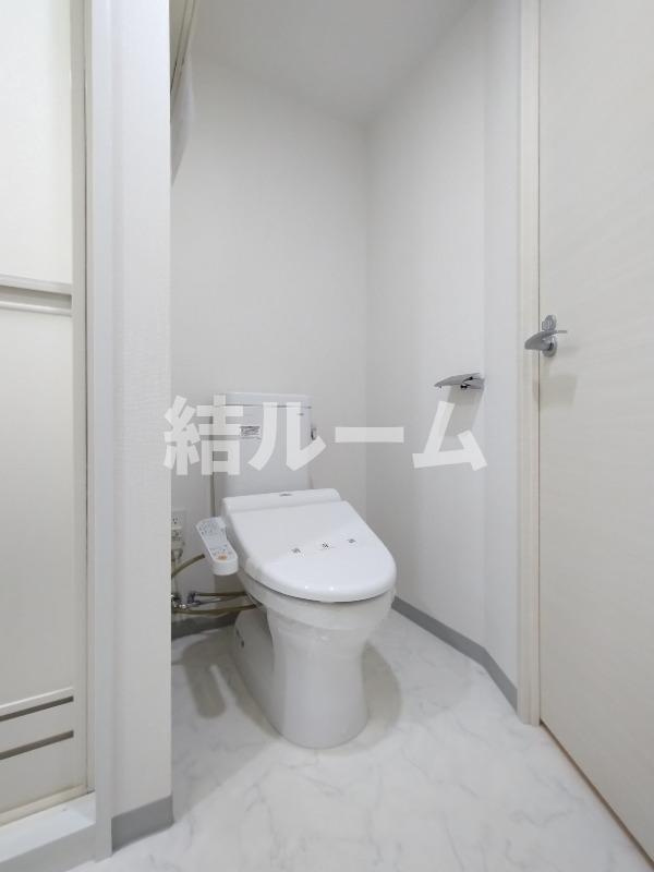 練馬区練馬１丁目の賃貸マンションのトイレ