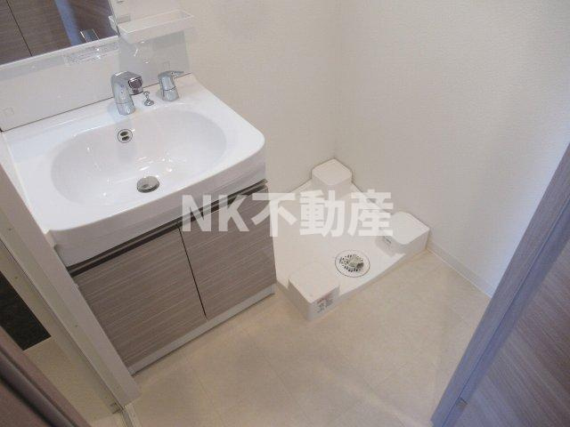 【洗面所】 | S-RESIDENCE小阪azure（河内小阪賃貸） | 忙しい朝には欠かせない洗面所です