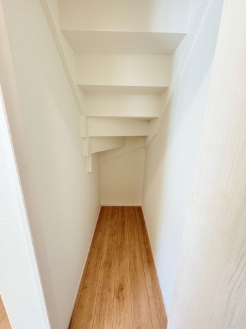 三郷市戸ケ崎5丁目　新築戸建　全10棟　I号棟の収納|同施工会社の参考写真になります。