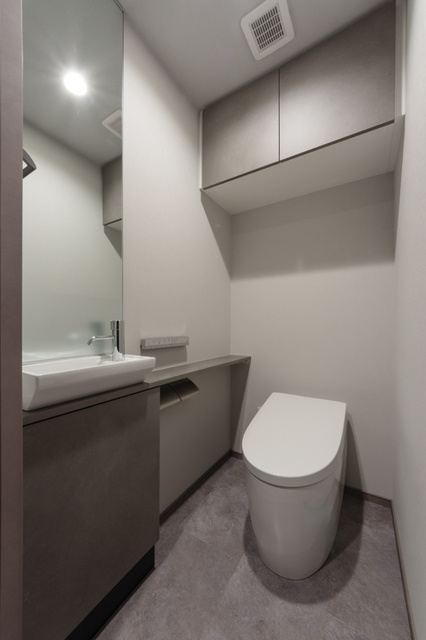 Ｌｅ　ＵｎＤｅｕｘ南青山のトイレ|※写真は同タイプ住戸です。