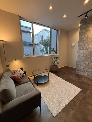 【居間・リビング】 | 東区花立６丁目