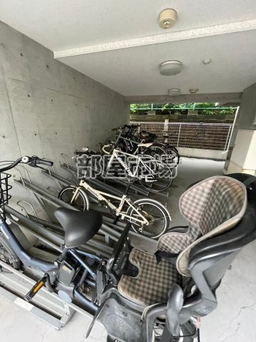 グランドルチェ　白山のその他共用部分|駐輪場