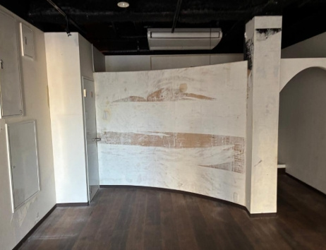 アイズワンビルの内装