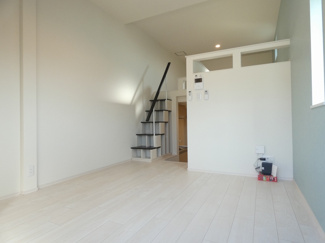 【居間・リビング】 | VAN SOREIL野並 | イメージ