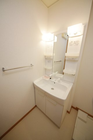 ヴィラージュの独立洗面台