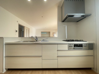 【キッチン】 | 沖縄市古謝（限定1棟） | A号棟　使いやすいシステムキッチン♪