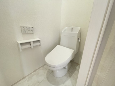 【トイレ】 | 沖縄市古謝（限定1棟） | ※同仕様写真です