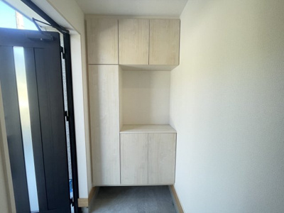 【玄関】 | 沖縄市古謝（限定1棟） | ※同仕様写真です