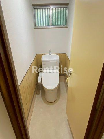 今伊勢町馬寄字郷前戸建てのトイレ