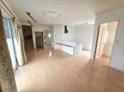 紫波郡紫波町高清水字稲村1-13の居間・リビング