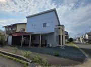 紫波郡紫波町高清水字稲村1-13の前面道路含む現地写真