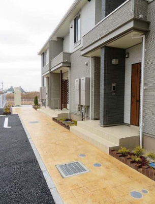 【エントランス】 | ブリーズ