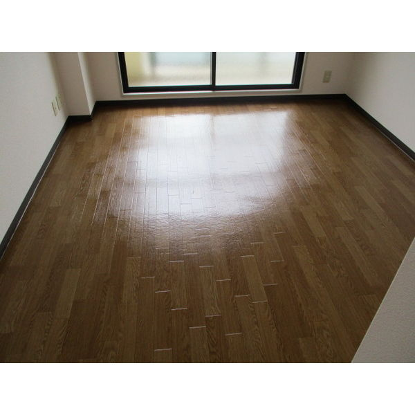 大栄・ラメールの居間・リビング