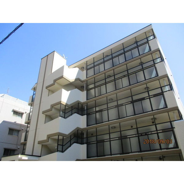 大栄・ラメールの外観