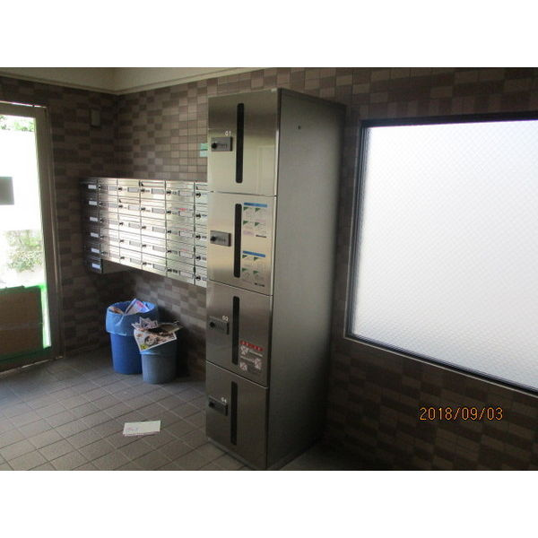 大栄・ラメールのロビー