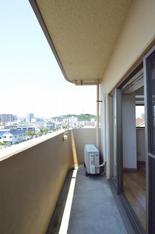 【バルコニー】